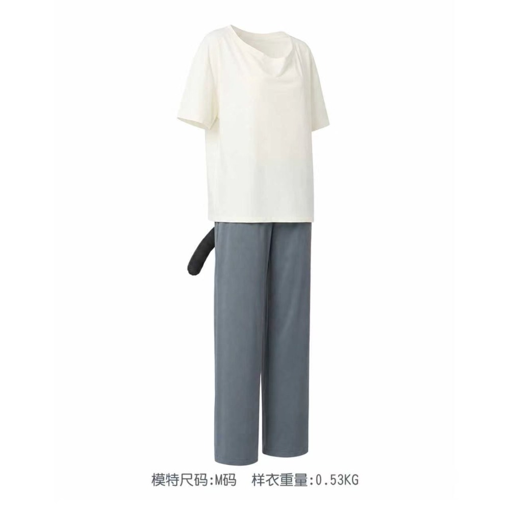 Yani Neko Chainsmoker Cat Niku - Anime Merchandise Clothes 评论和价格